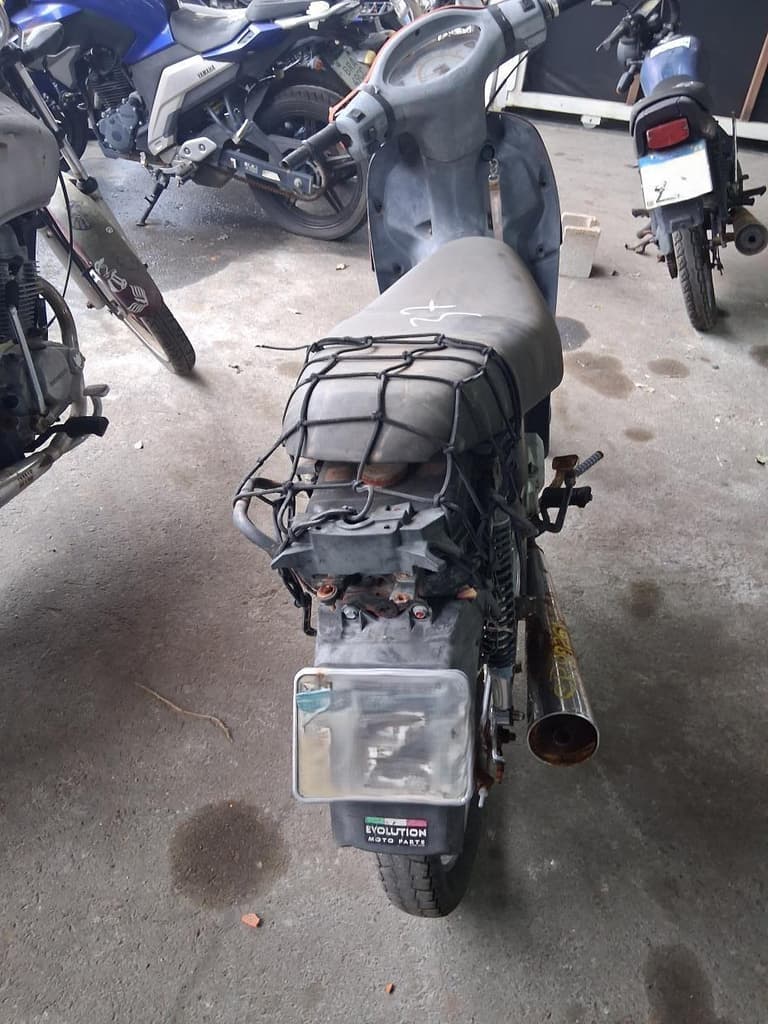 Honda C-100 BIZ 2004 — foto 3