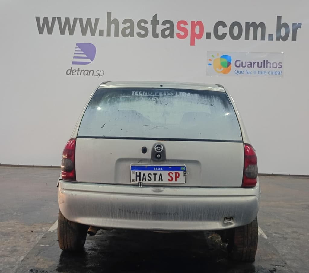Chevrolet Corsa Milenium 2001 — foto 4