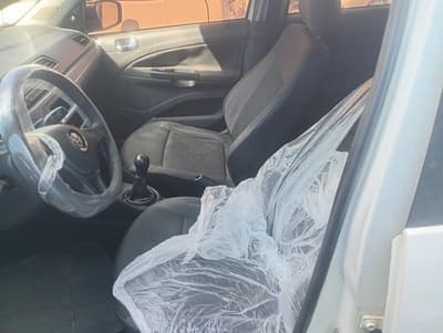 Volkswagen Gol 2017 — foto 16