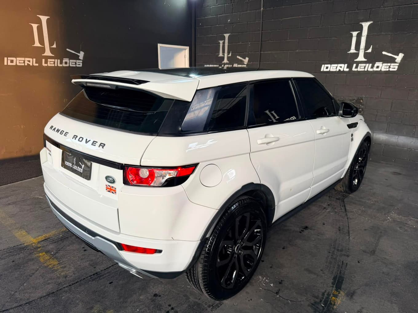 Land Rover Range R.evoque Dynamic 2.0 2015 — foto 17