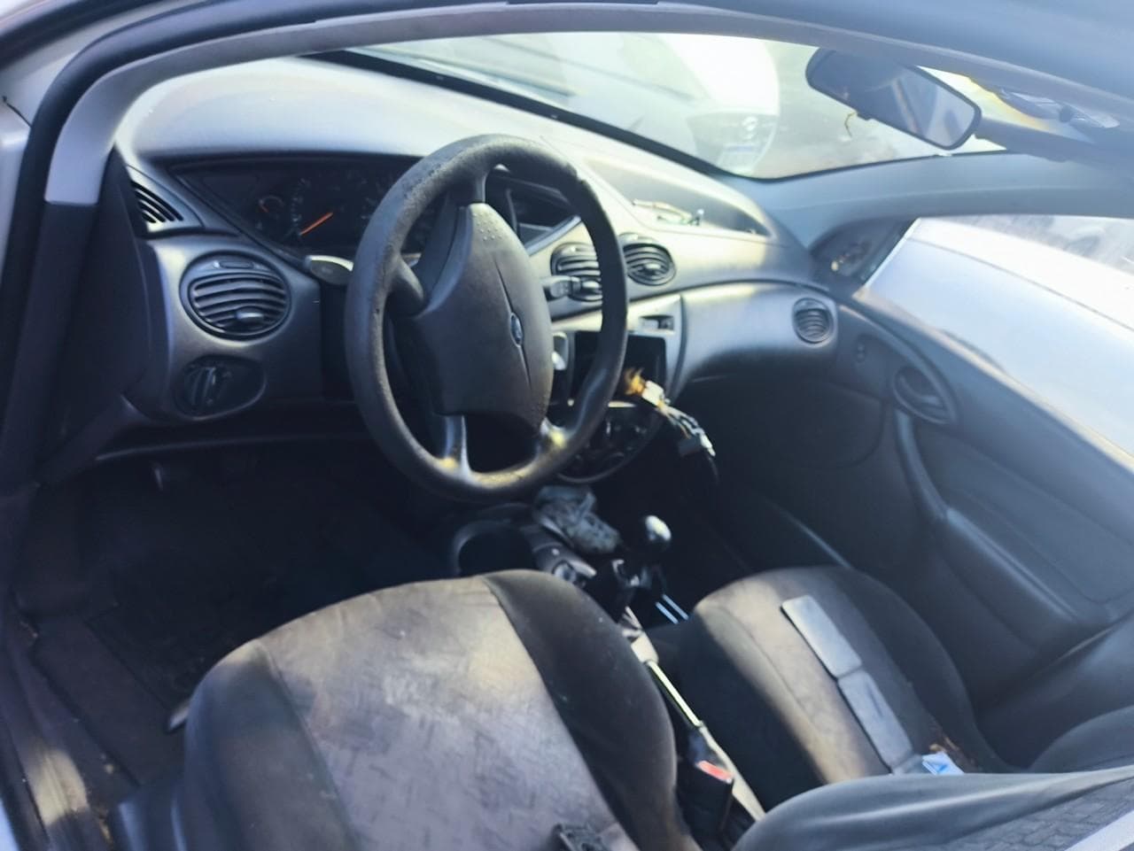 Ford Focus 1.8l HA, 2003 — foto 3