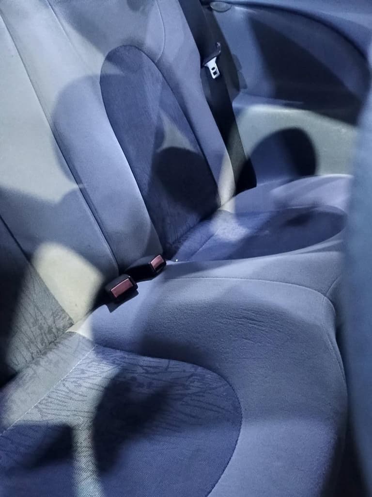 Ford KÁ 1998 — foto 7