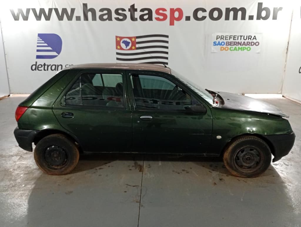 Ford Fiesta GL 2001, verde