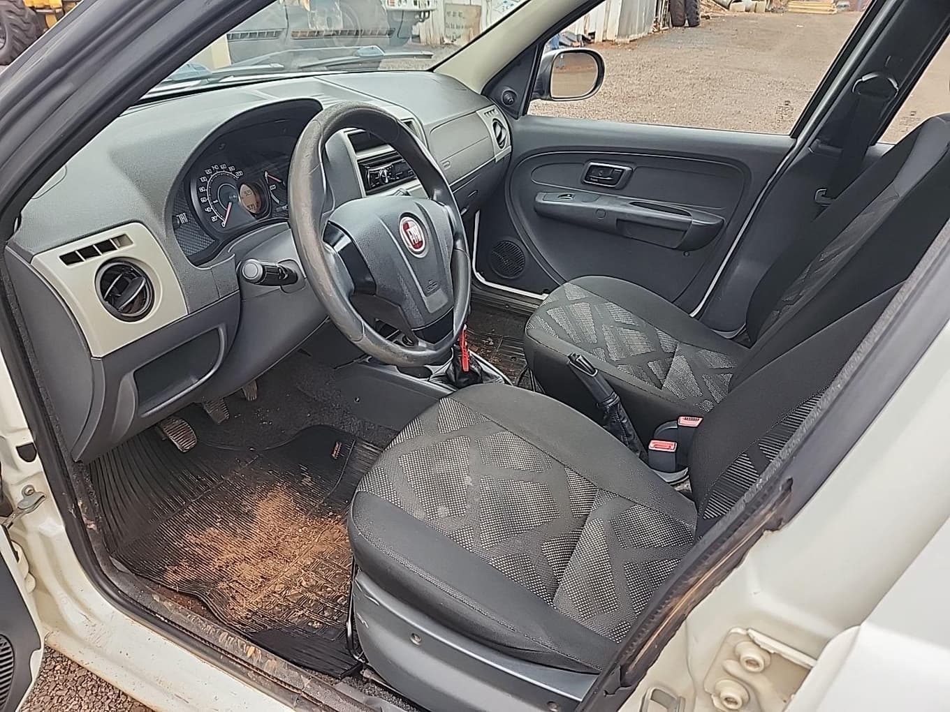 Fiat Palio Fire 2015 — foto 10