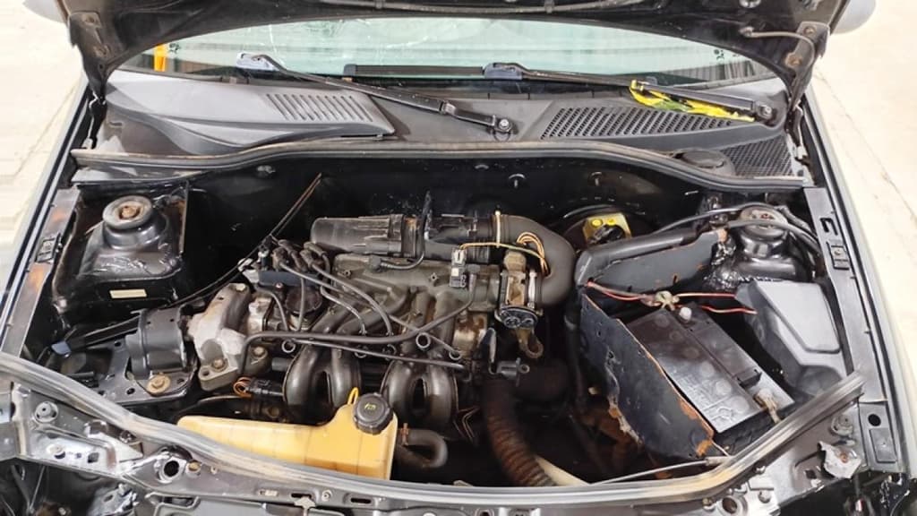 Renault Clio RN 1.0 2001 — foto 6