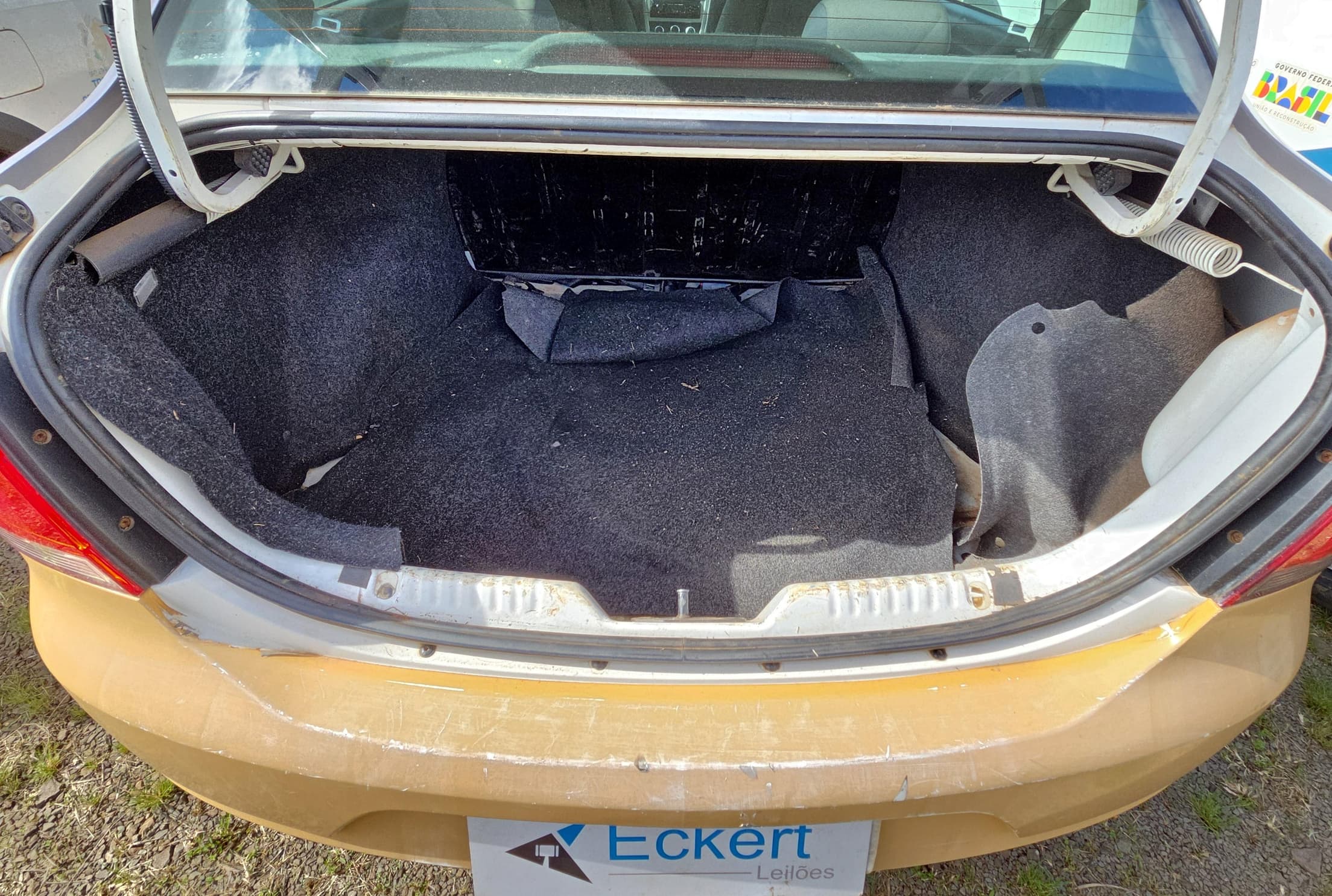 Volkswagen Voyage 1.6 2013 — foto 3