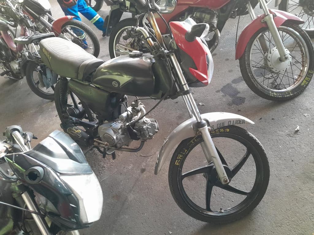 Dafra Super 100 2012