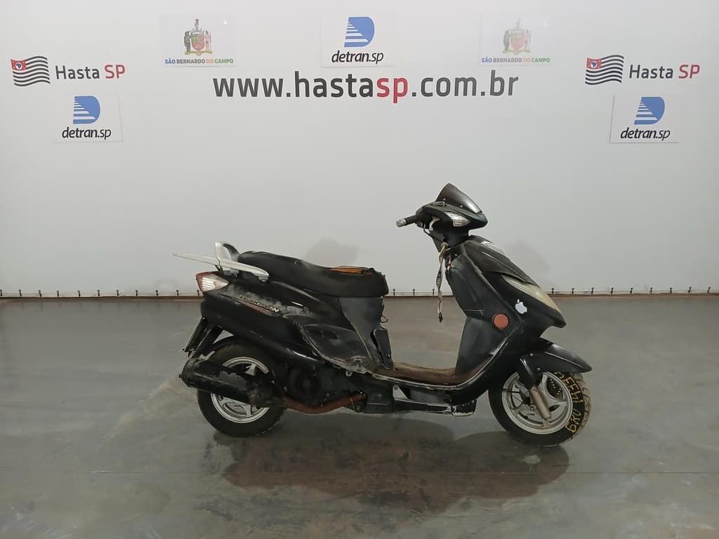 JTA Suzuki An125 2008, preta