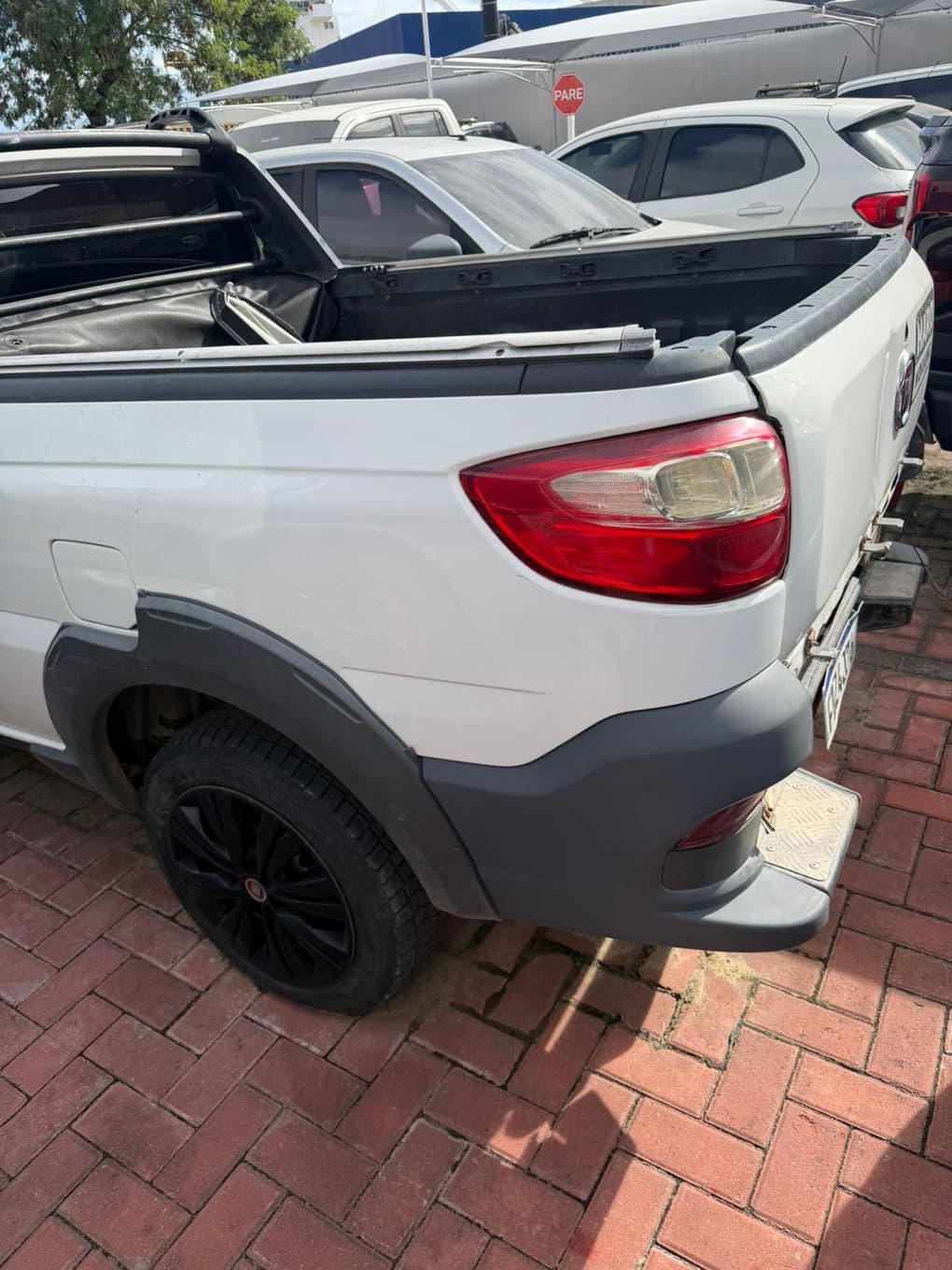 Fiat Strada 2020 — foto 12