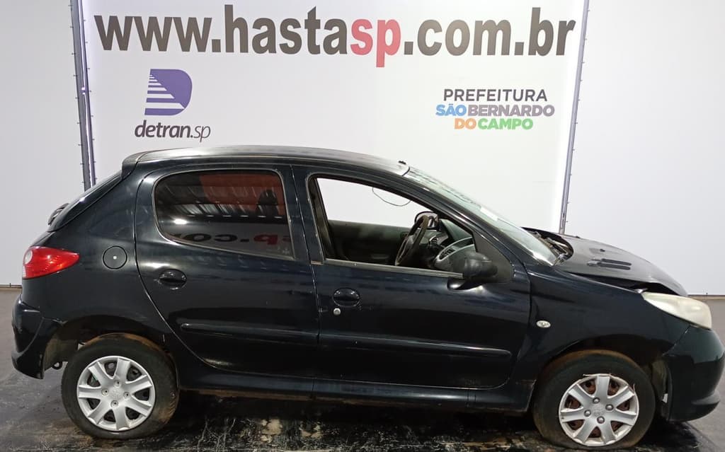 Peugeot 207hb XR 2012, preta