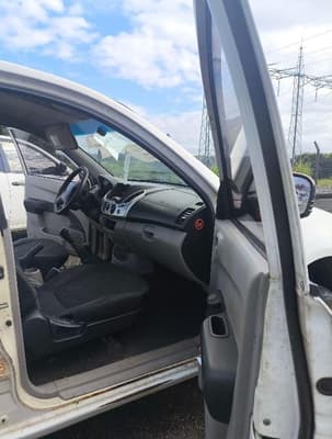 Mitsubishi L200 Triton GL D 3.2, 2015