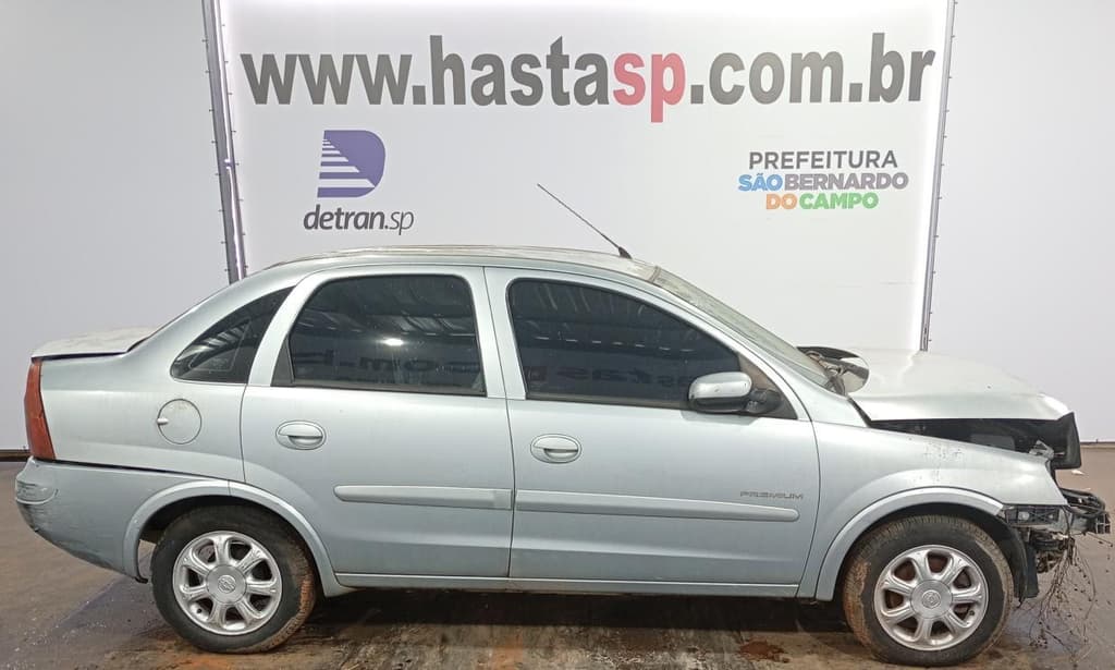 Chevrolet Corsa Sedan Premium 2009 — foto 1
