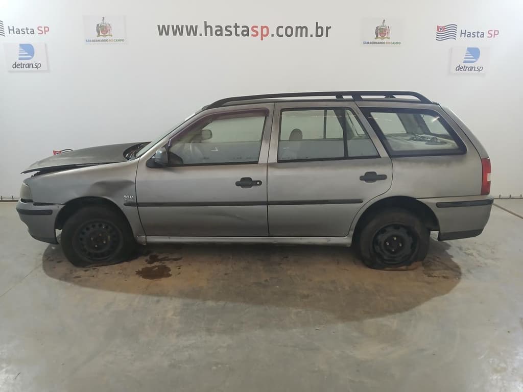 Volkswagen Parati 16V 2002, cinza