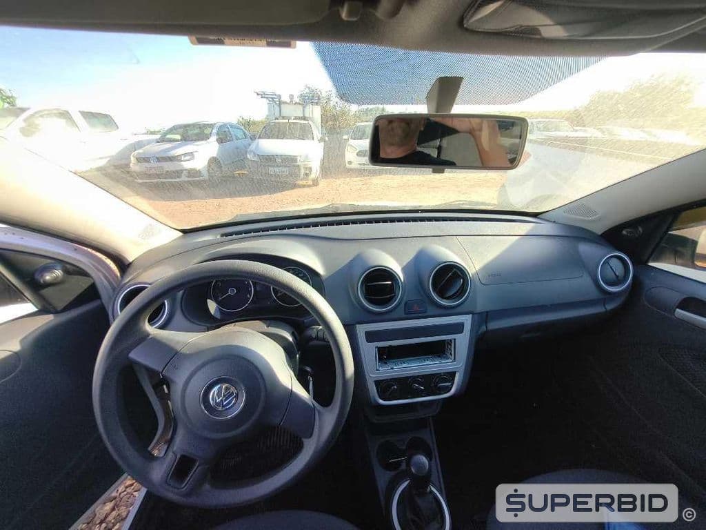 Volkswagen Voyage TL MB 2016 — foto 11