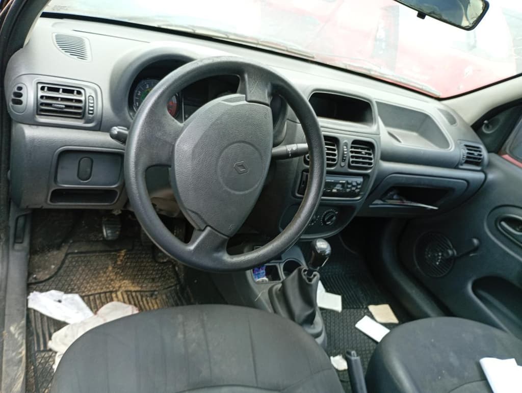 Renault Clio AUT 10h3p 2013 — foto 5