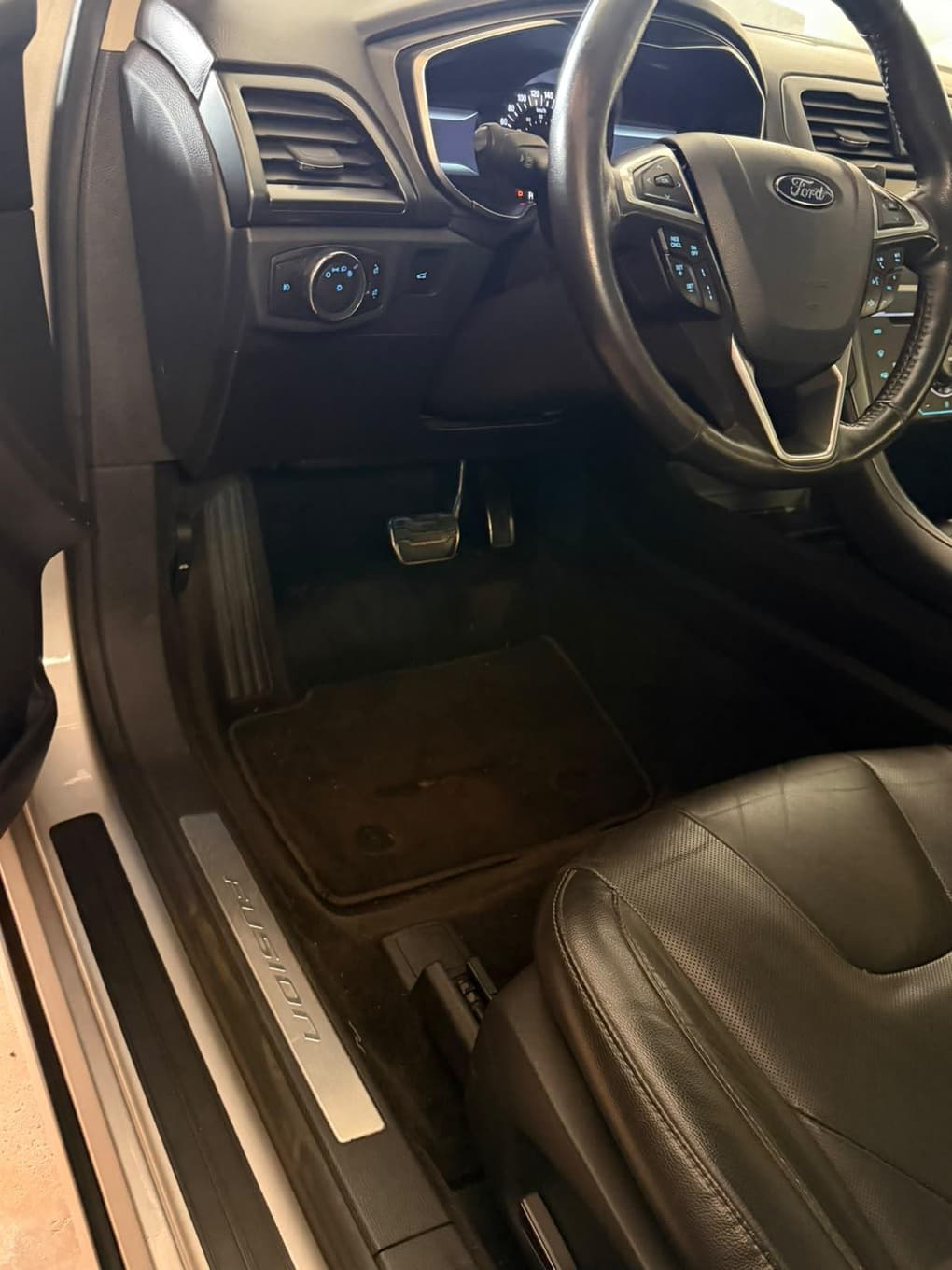 Ford Fusion Titanium AWD 2015 — foto 13