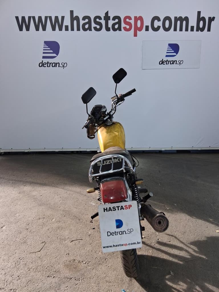 Suzuki Intruder 125 2013 — foto 4