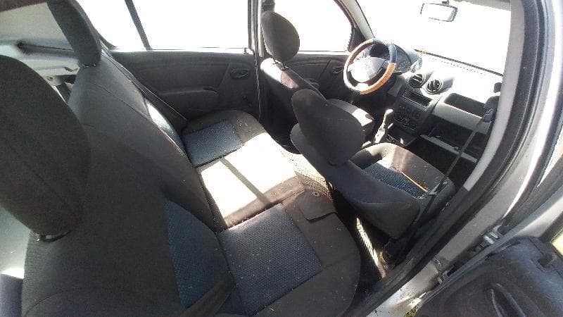 Renault Sandero Aut1016v 2009 — foto 8