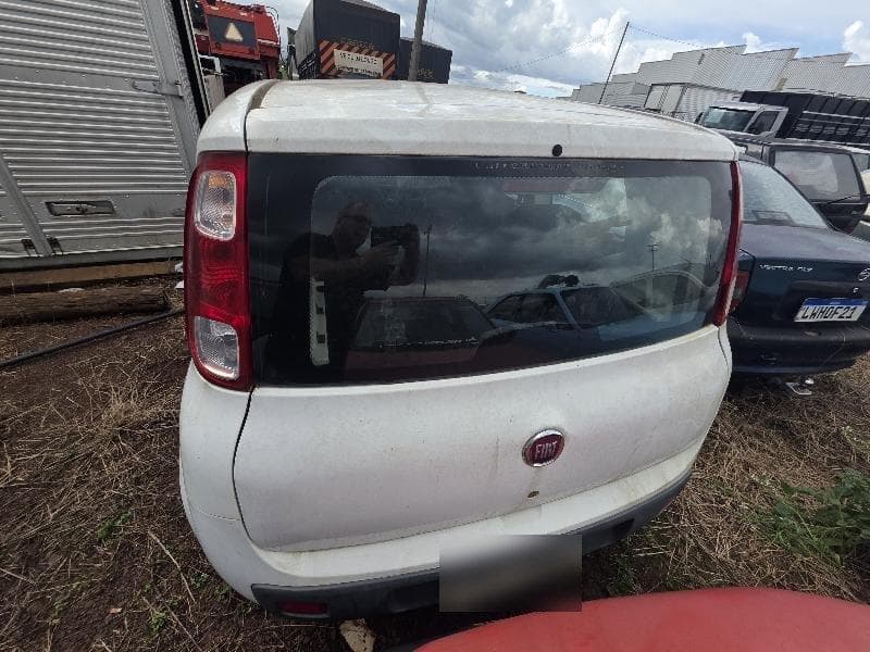 Fiat Uno 2014 — foto 12