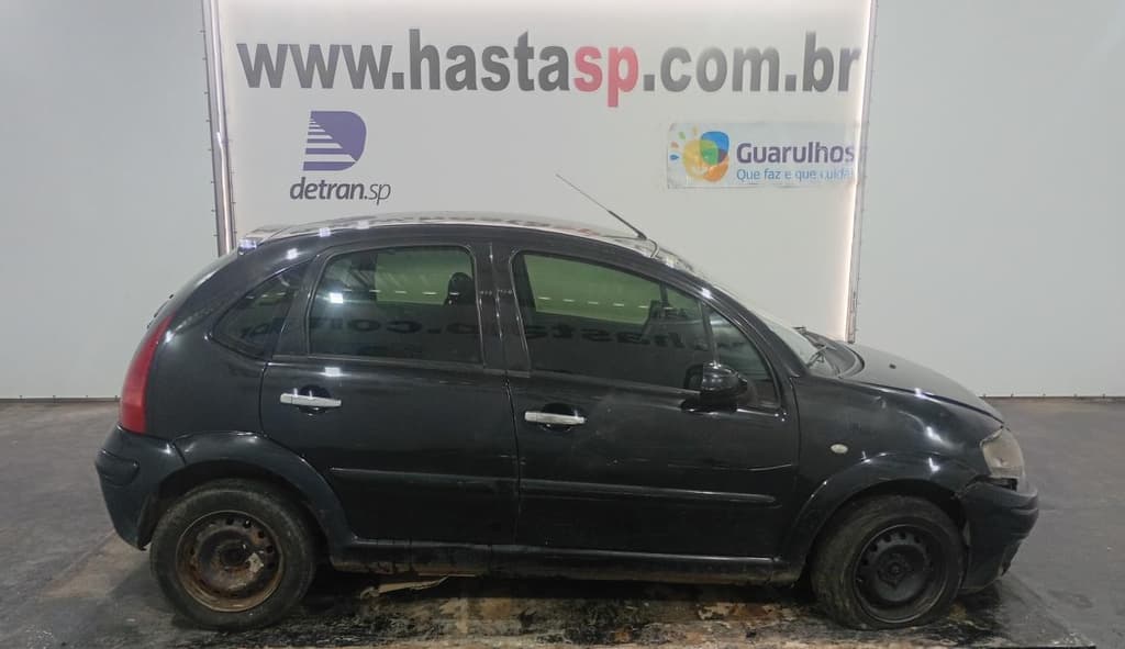Citroën C3 GLX 14 Flex 2009, preta