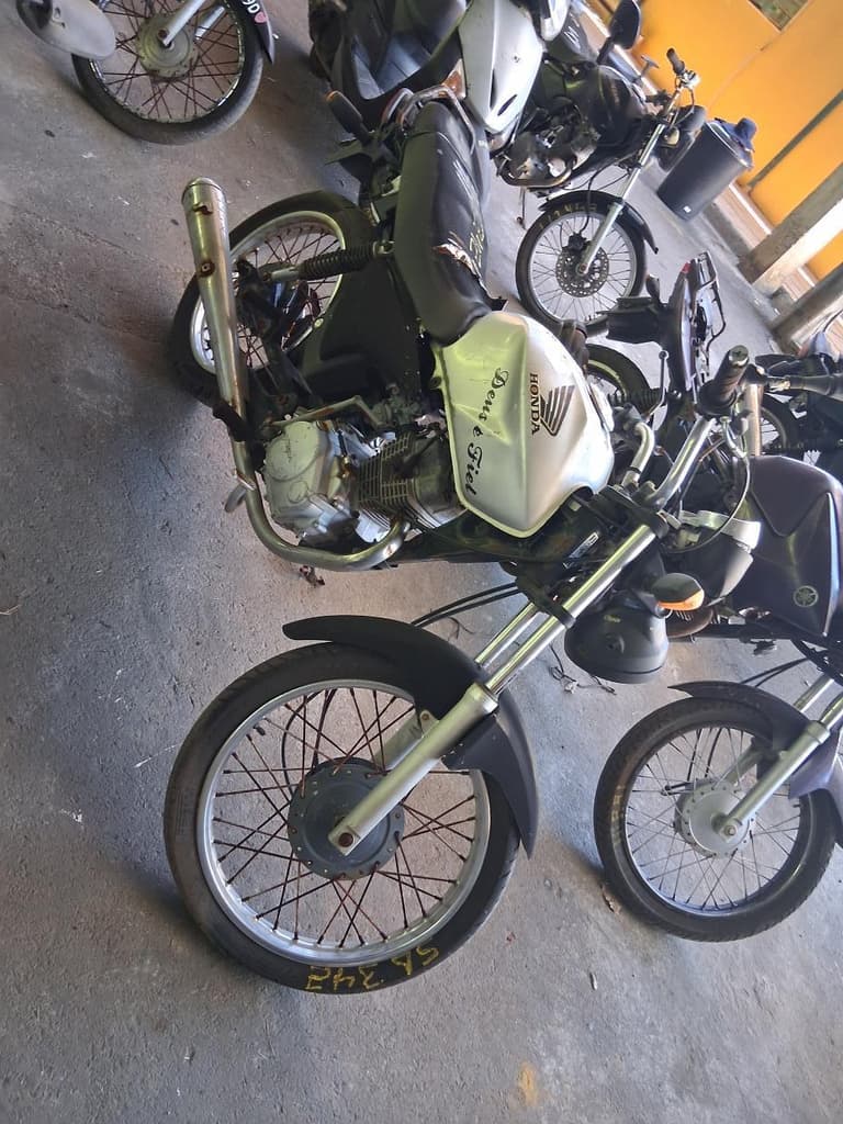 Honda CG 2006