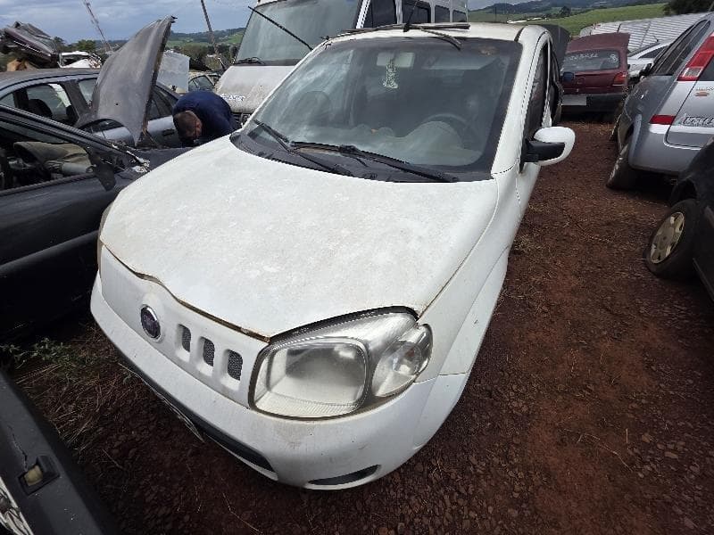 Fiat UNO Vivace 1.0 2011 — foto 1