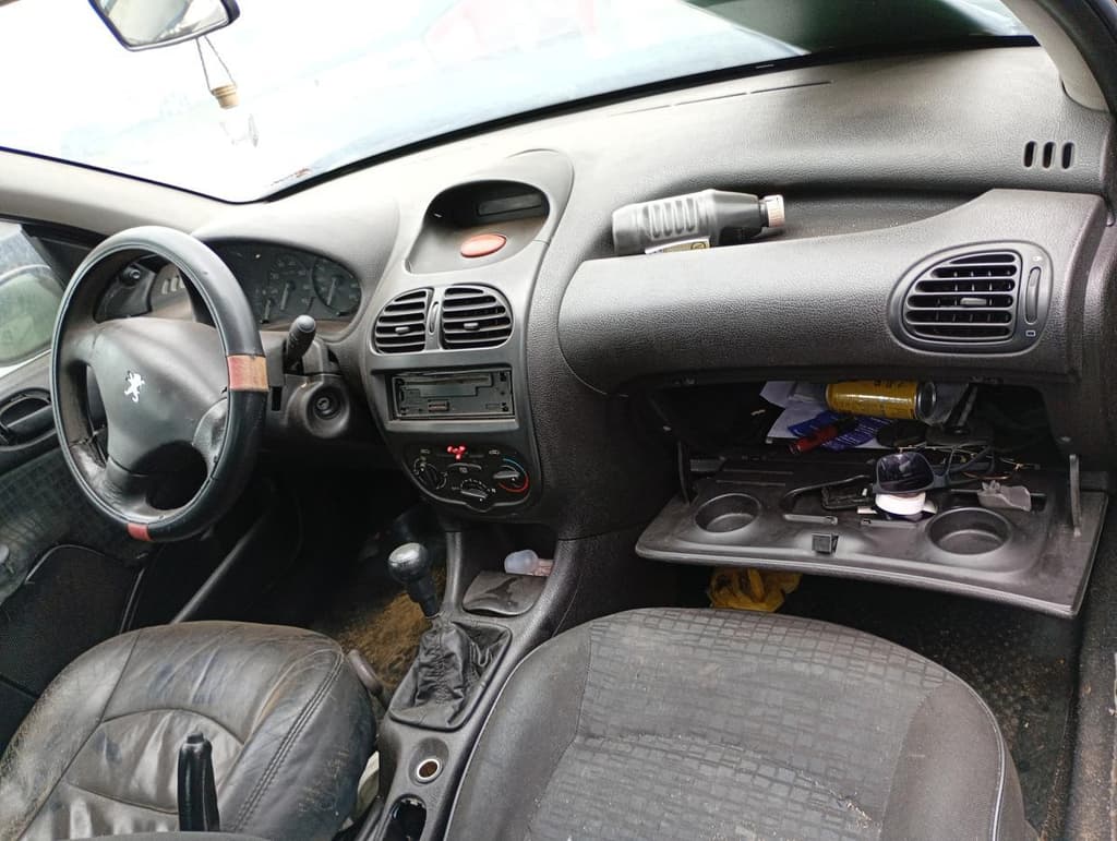 Peugeot 206 Selection 2002 — foto 6
