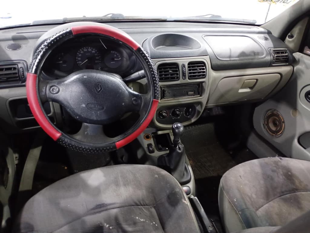 Renault Clio AUT 10 16vh 2004 — foto 5