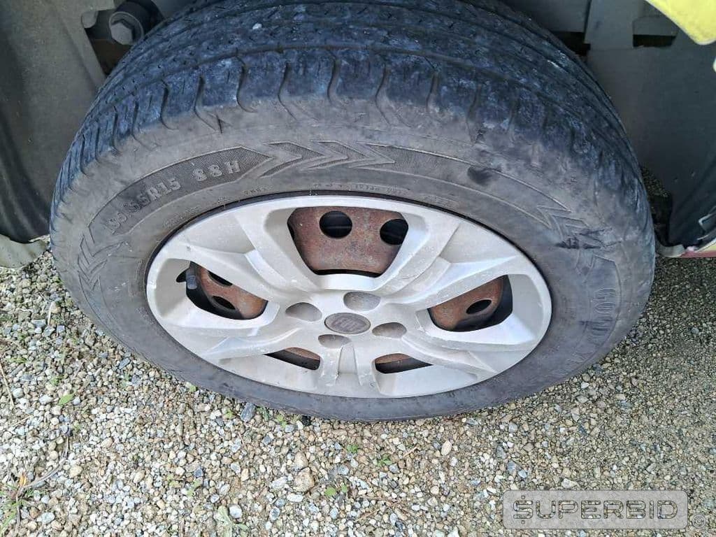 Fiat Doblo Essence 1.8 2016 — foto 14