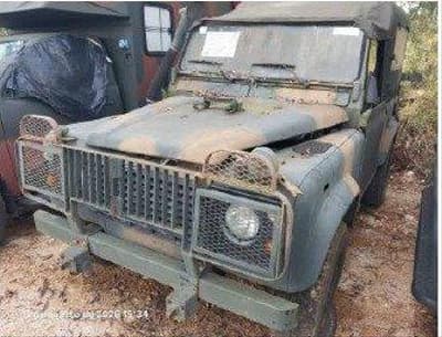 Land Rover Defender 90 2003
