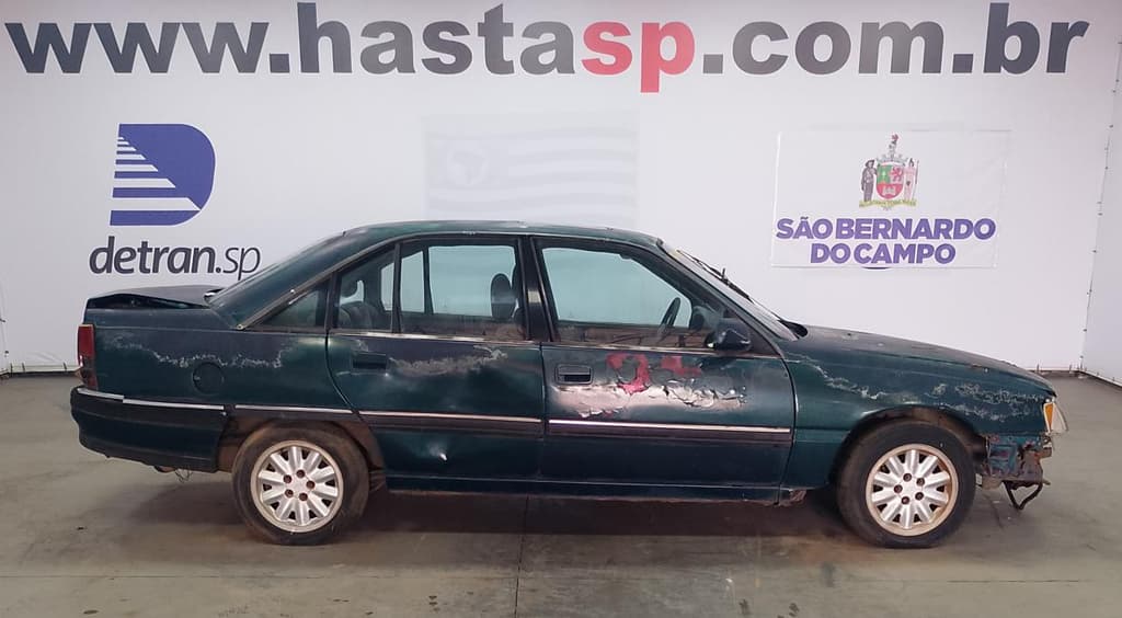 Chevrolet Omega GLS 1995, verde