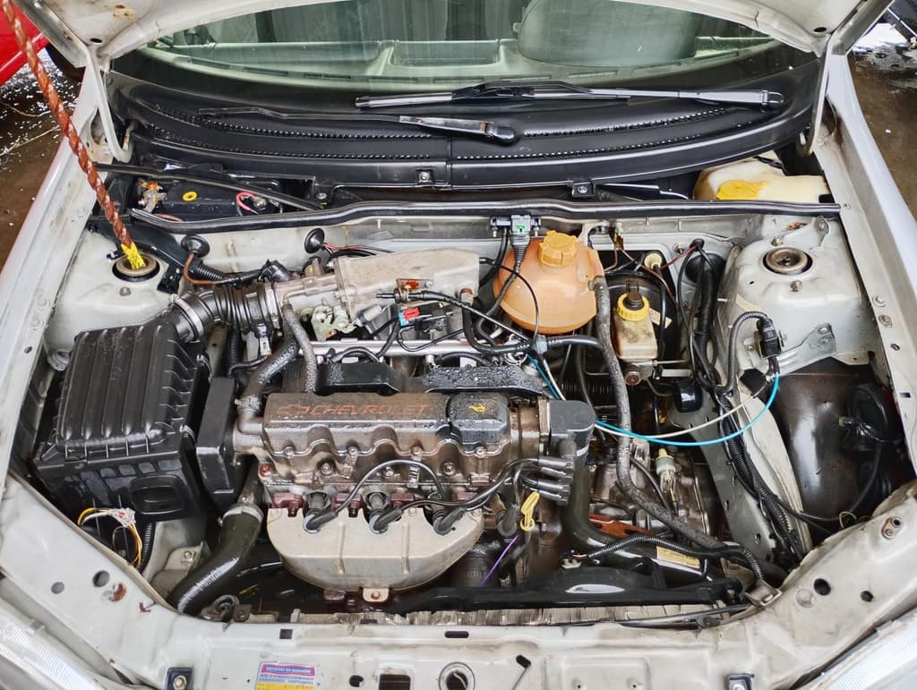 Chevrolet Corsa Milenium 2001 — foto 7