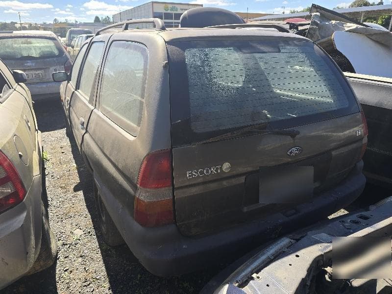 Ford Escort GL 1.6 F 2001 — foto 4