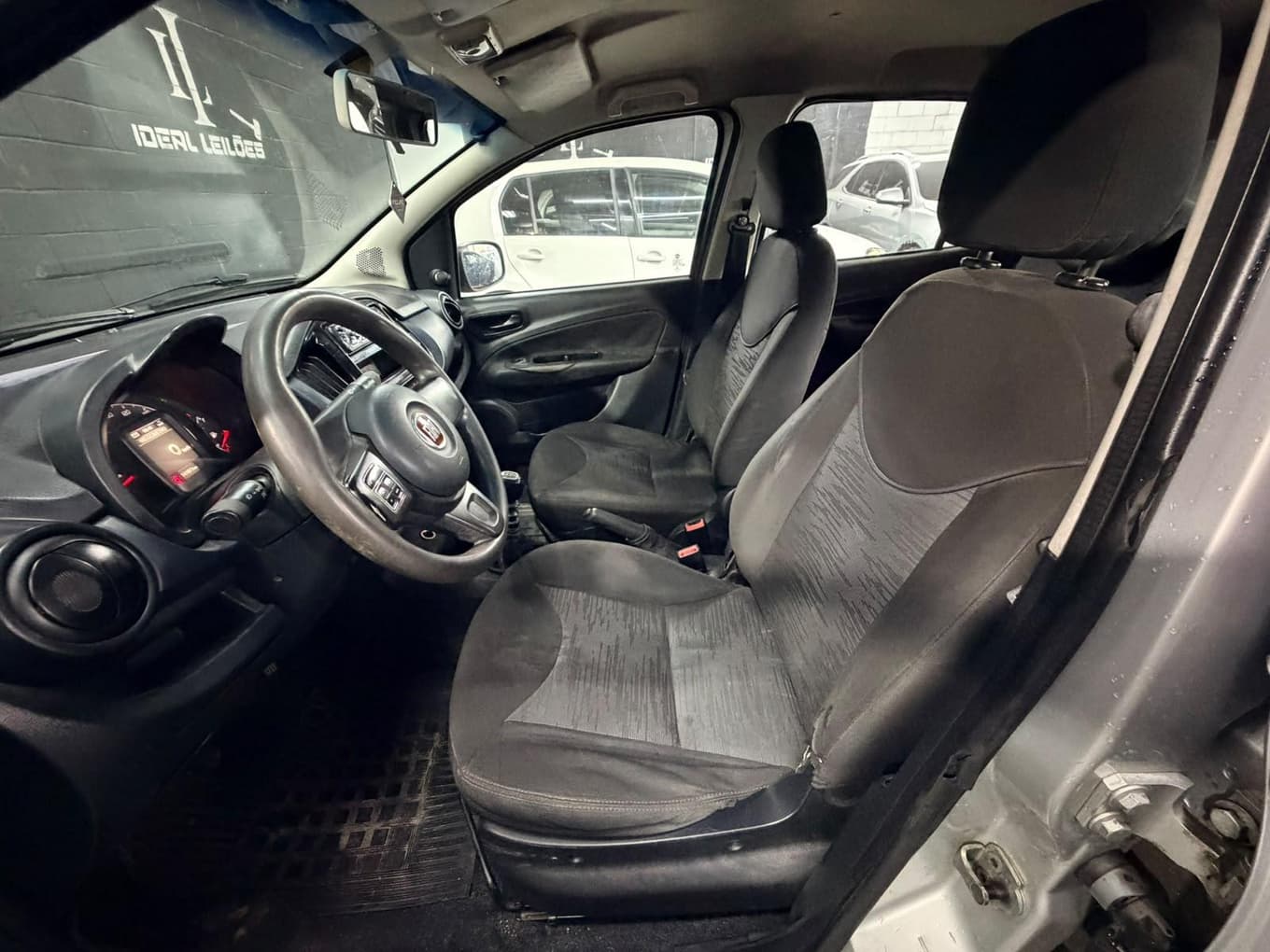 Fiat UNO Atractive 2016 — foto 8