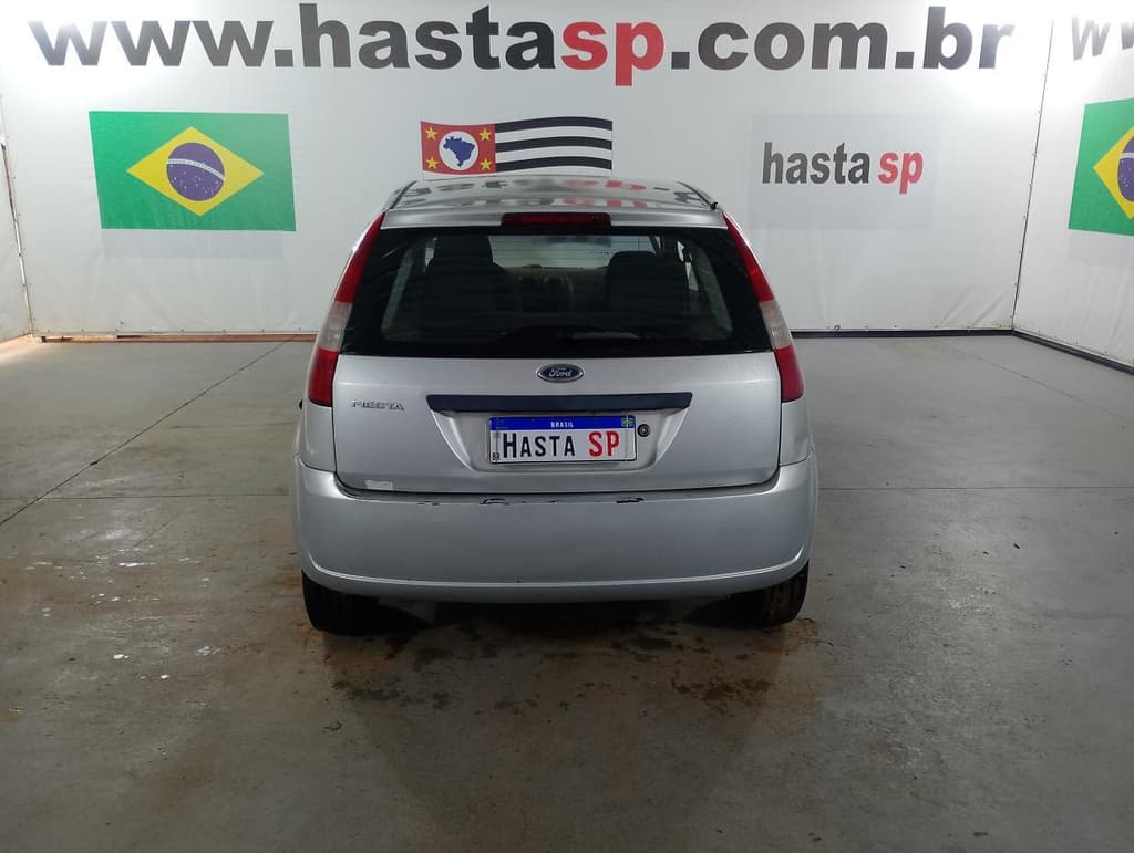 Ford Fiesta 2004 — foto 4