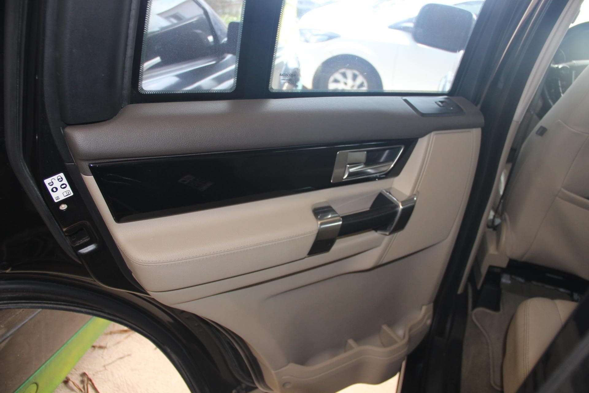 Land Rover Discovery 4 Hse, 2013 — foto 40