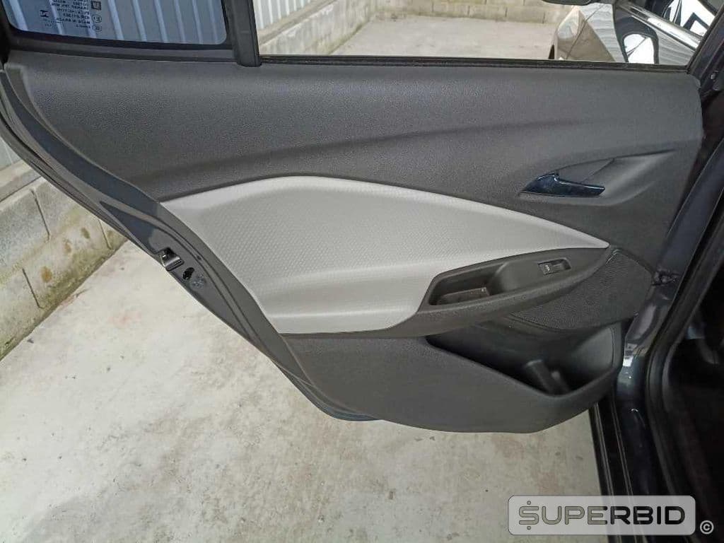 Chevrolet Onix Plus 10tat Pr2, 2024 — foto 3