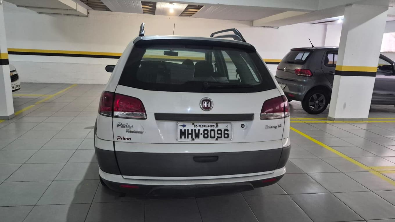 Fiat Palio Week Trekking 1.8 Flex - Ano Modelo 2010 — foto 3