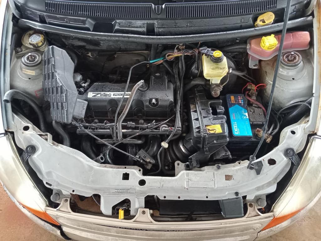 Ford KA GL Image 2000 — foto 2