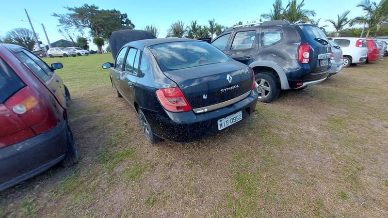 Renault I/renault Symbol Expr 16 2011