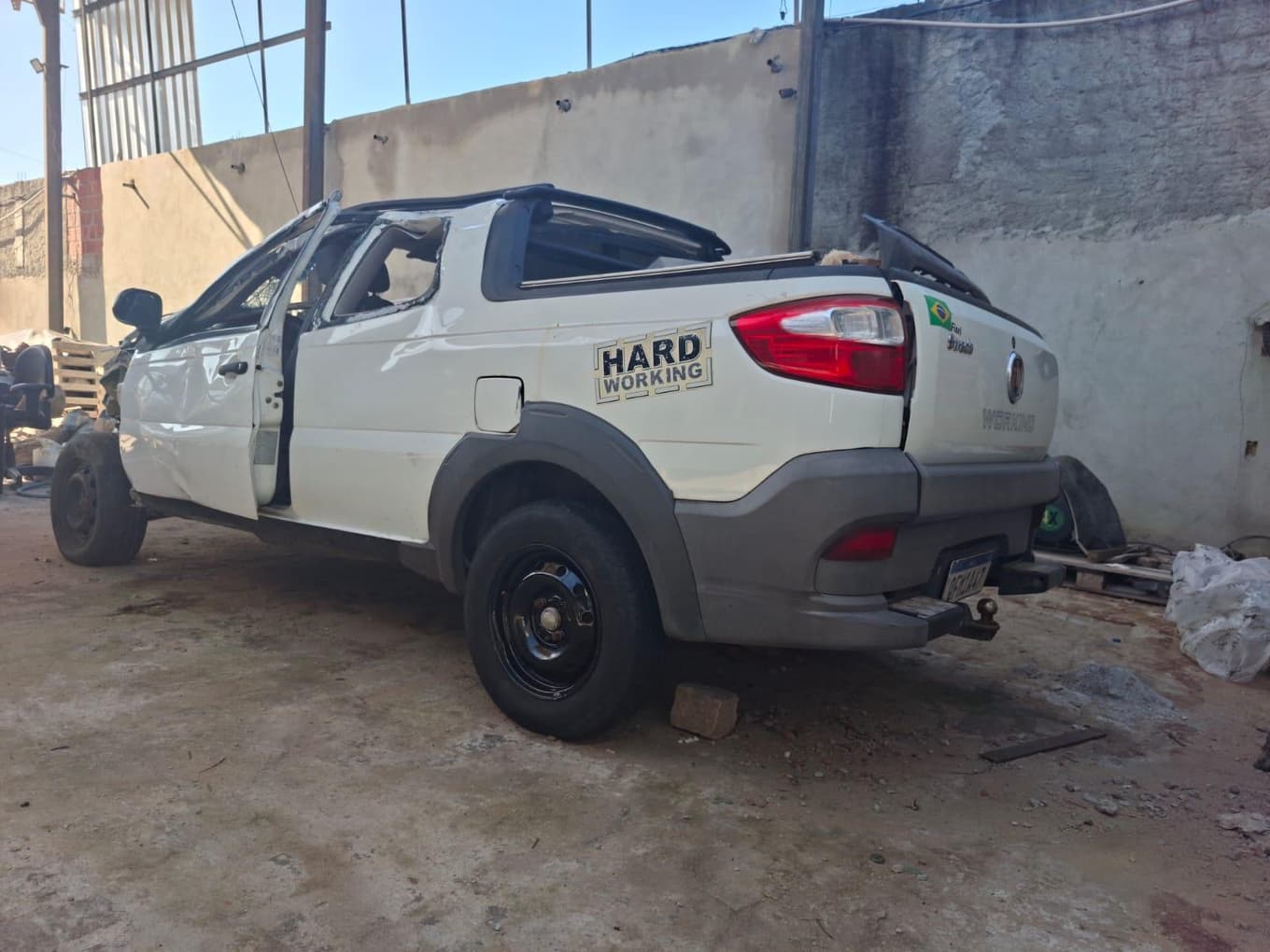 Fiat Strada 2018 — foto 17