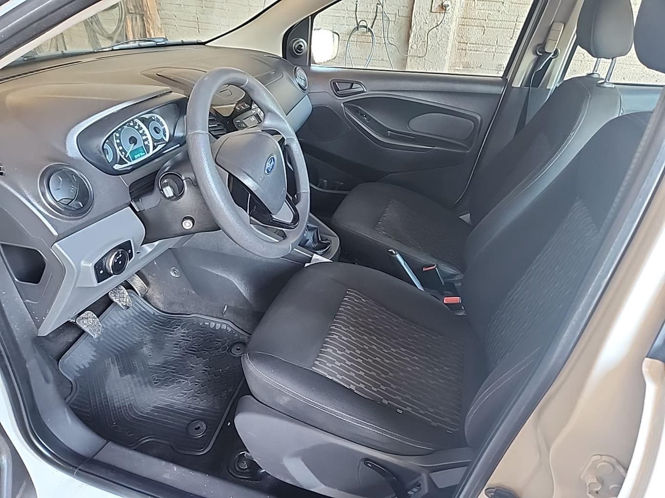 Ford KA SE 15 SD B 2018 — foto 9