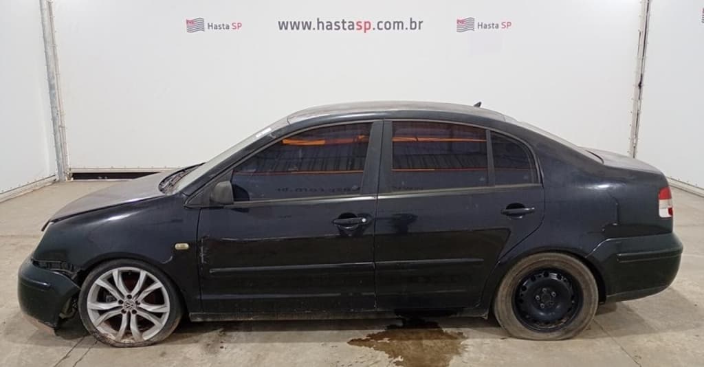 Volkswagen Polo Sedan 1.6 2005 — foto 2