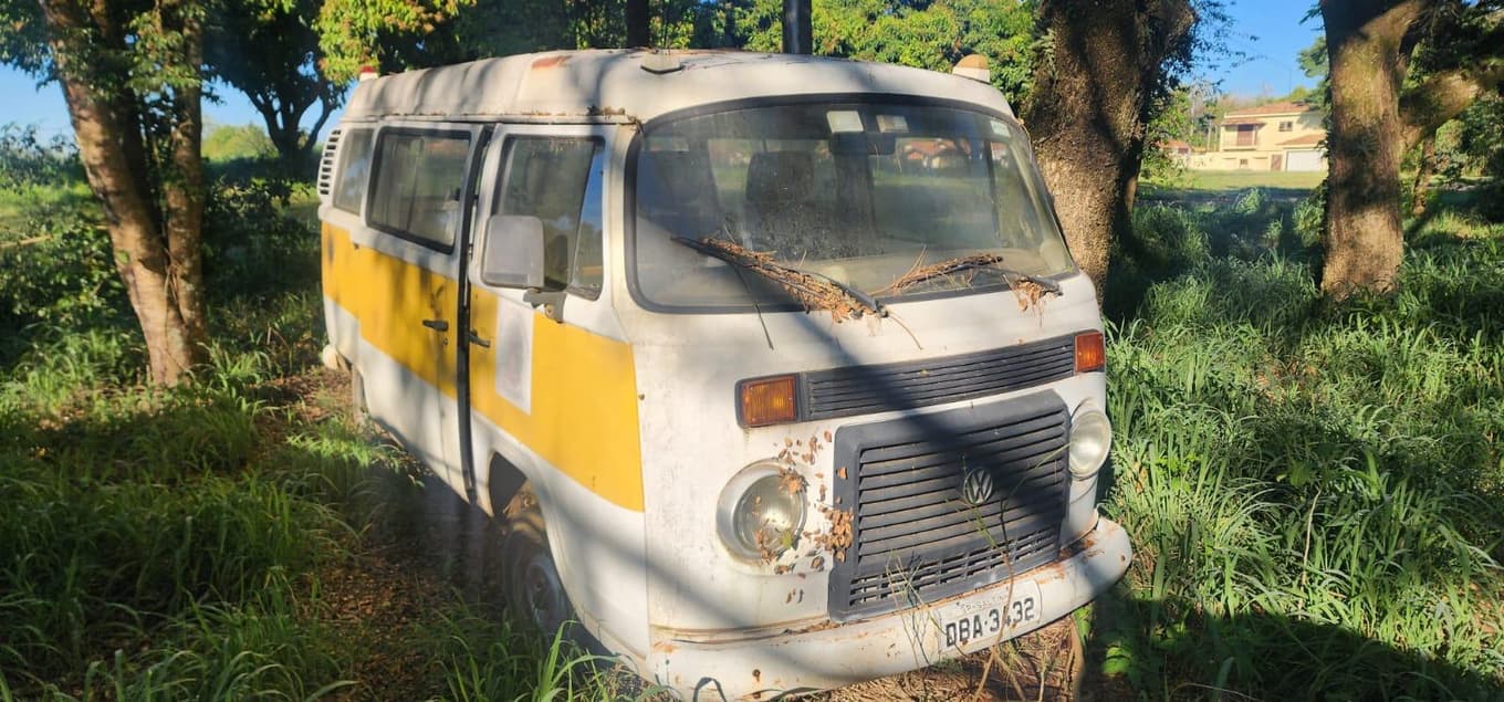 Volkswagen Kombi Escolar 2006 — foto 3