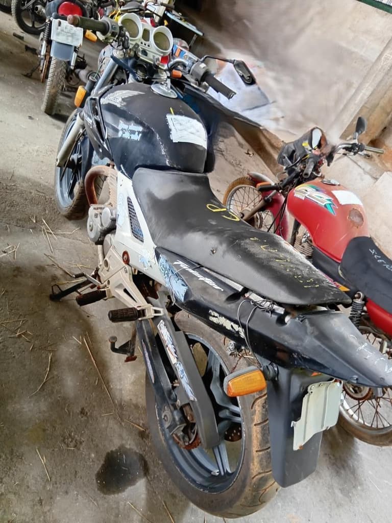 Honda CBX Twister 250 2008 — foto 2