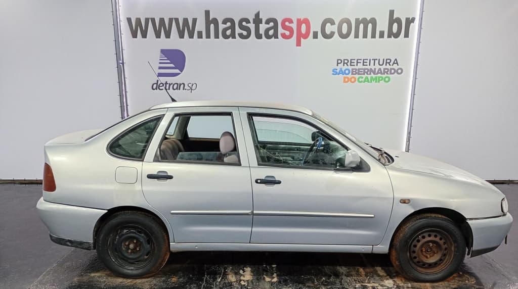 Volkswagen Polo Clas. 1.8 MI 1999 — foto 1