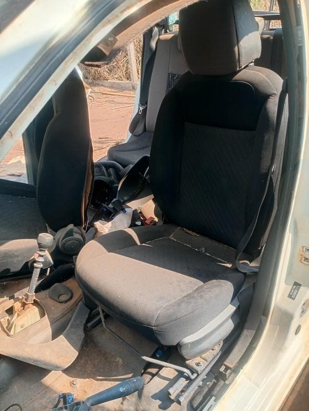 Fiat Strada 2022 — foto 12