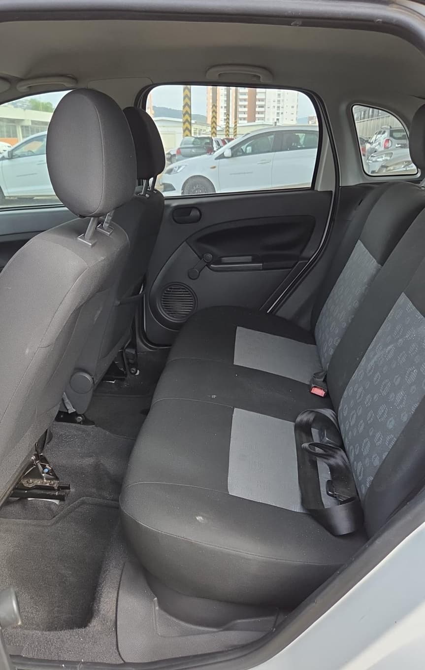 Ford Fiesta Flex de 2014 — foto 5