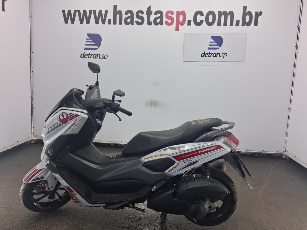 Yamaha Nmax 2019, branca