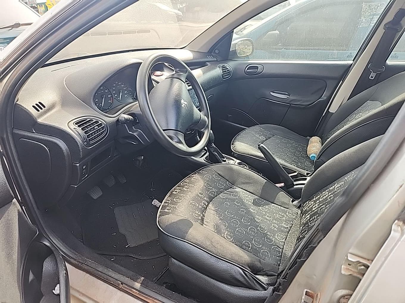 Peugeot 206 14 Presen FX 2008 — foto 10
